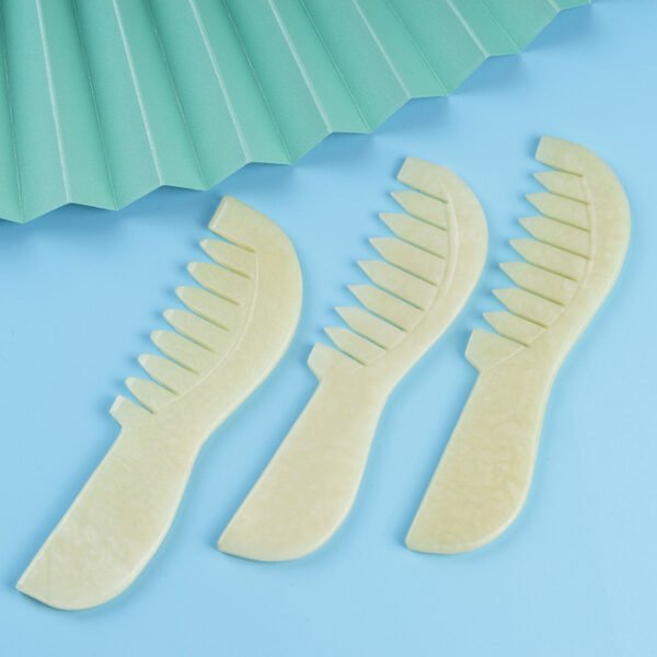 xiuyan jade gua sha comb